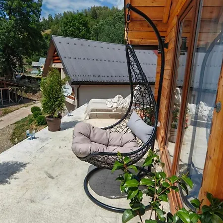 Biserna Dolina Lux Uvac 아파트