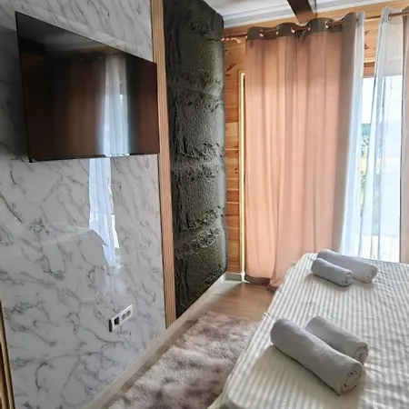 Biserna Dolina Lux Uvac 아파트 *