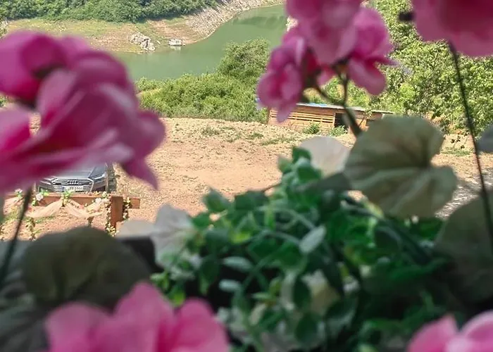 Biserna Dolina Lux Uvac Daire *